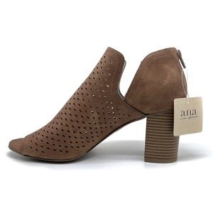a.n.a. Perforated Shootie Twilight Open Toe Sandal Ankle Bootie Taupe Size 10